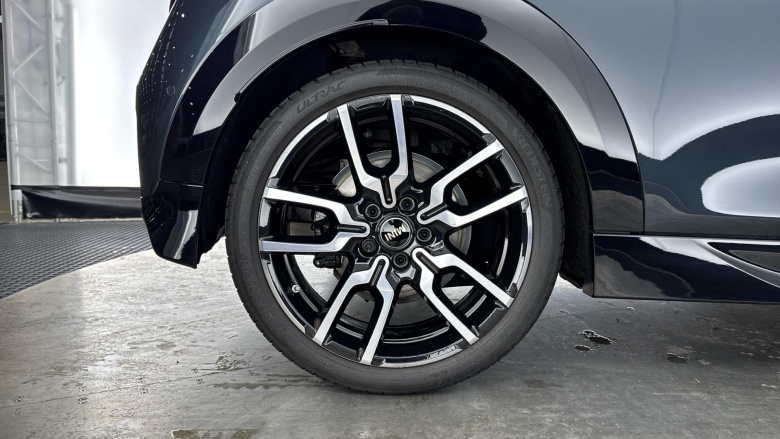 MINI Cooper 2.0 S Exclusive 3dr Auto Petrol Hatchback